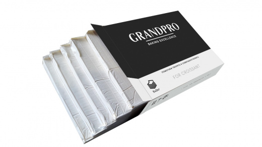 Маргарин для слоеных изделий «GRANDPRO Croissant» 82% 10кг 338310 